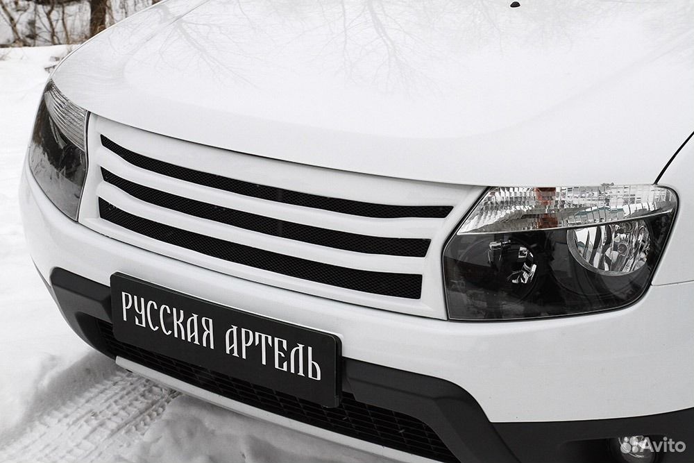 Решетка радиатора Renault Duster (2 тип)