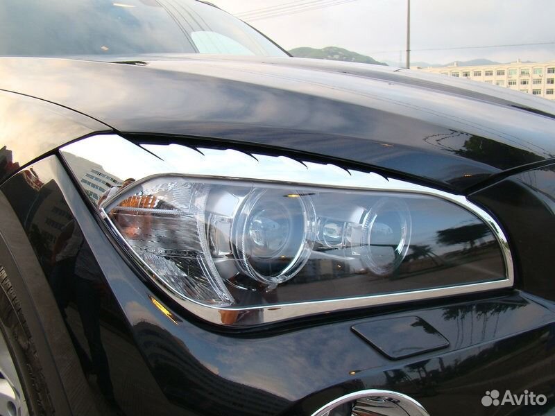 Хромированные накладки на передние фары BMW X1 (20