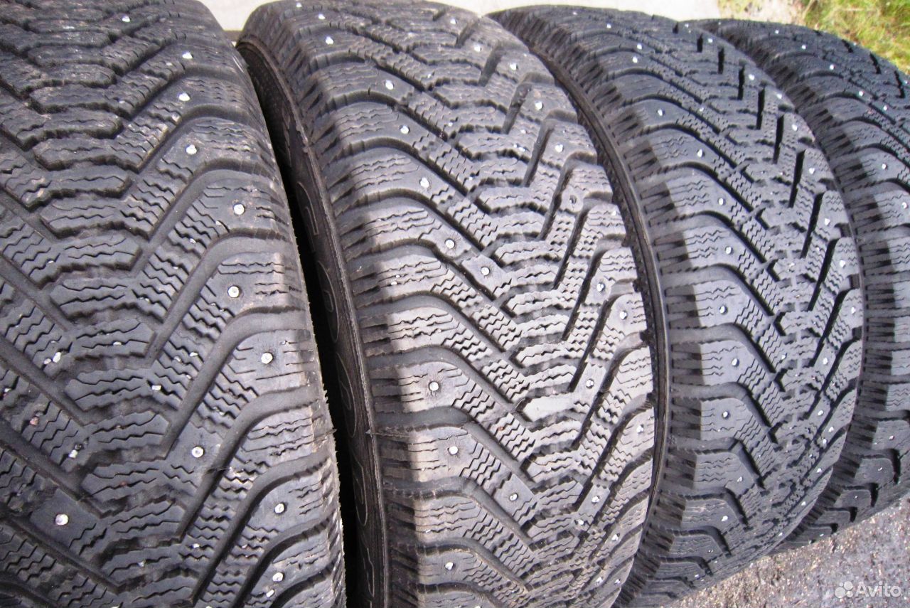 Шины 215/55 r16 зима. Шины maxxis arctictrekker np3. 215 55 r16 зима шипы. 215/55 r16 зима. Шипованнаяирезина нокиа.