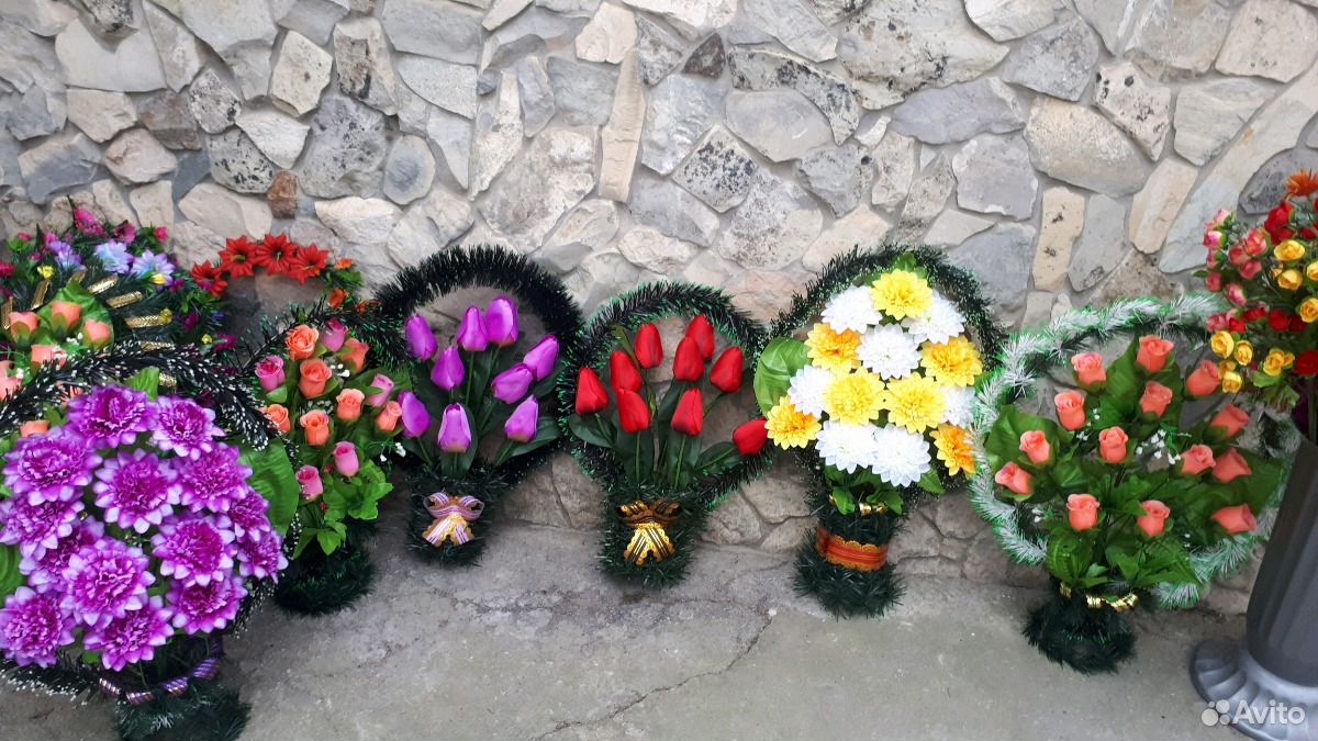 Искуственные цветы, венки,корзины купить на Зозу.ру - фотография № 2