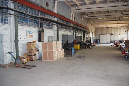 Производственное помещение,база 2300 м²