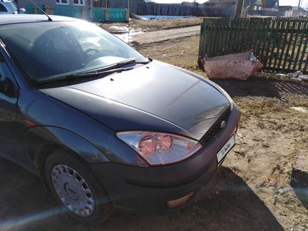 Ford Focus 1.8 МТ, 2002, седан