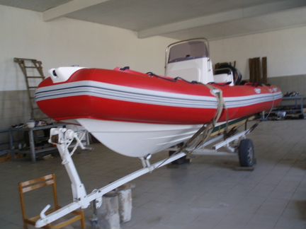 Продается лодка brig F570