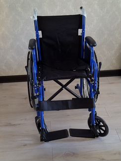 Инвалидную коляску новую