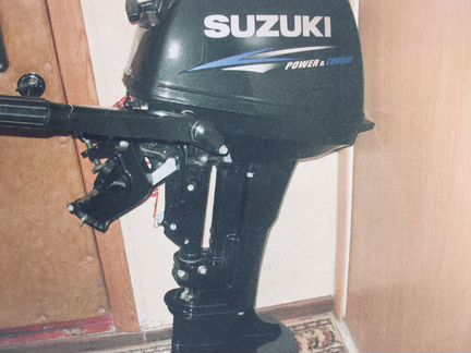 Продам лодочный мотор Suzuki 15л.с