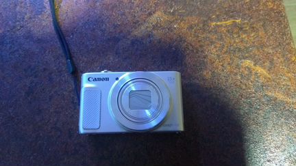 Продается цифровой фотоаппарат canon