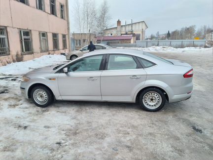 Ford Mondeo 1.6 МТ, 2010, 151 000 км