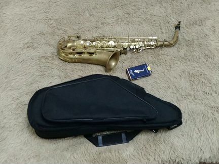 Саксофон Yamaha YAS-31