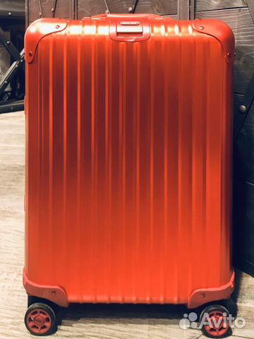 rimowa red