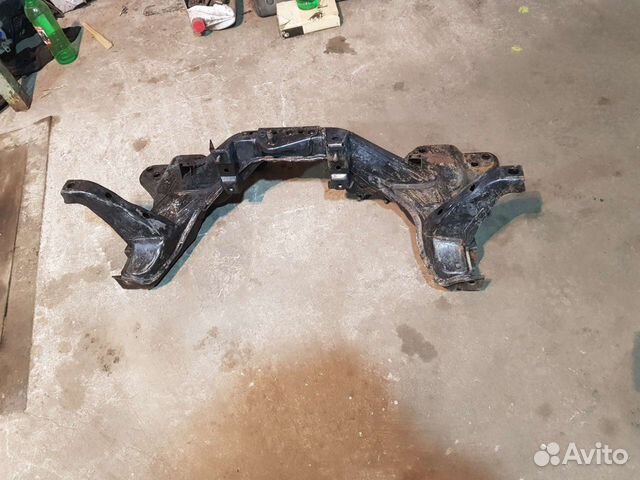 Подрамник передний mazda 626