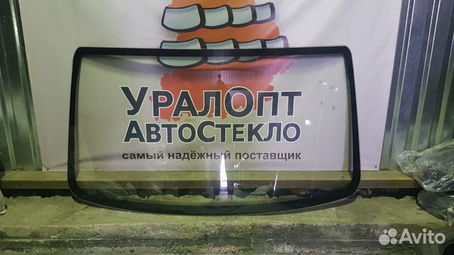 Лобовое стекло Opel Movano