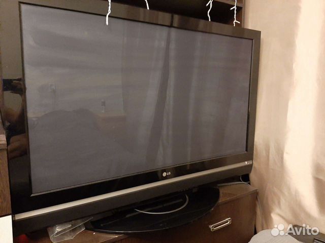 Телевизор LG PC5R-ZB