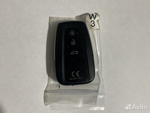 Смарт ключ Камри 70