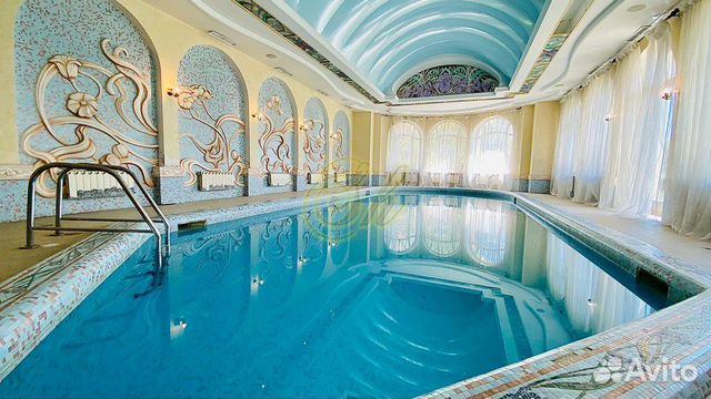 

10-к. и более коттедж, 900 м²