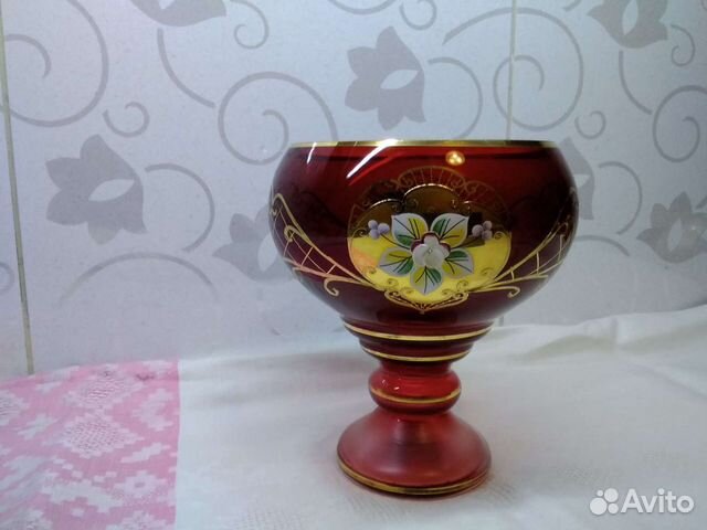 Ваза конфетница богемское стекло отличный подарок