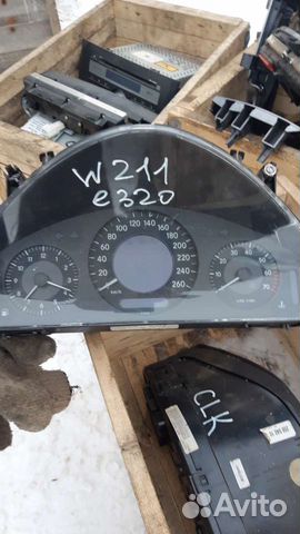 Щиток приборов Mercedes benz w211
