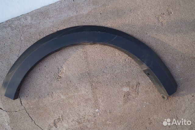 Накладка колёсной арки левая Рено Сандеро Степвей