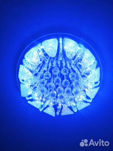 Люстра - потолочная