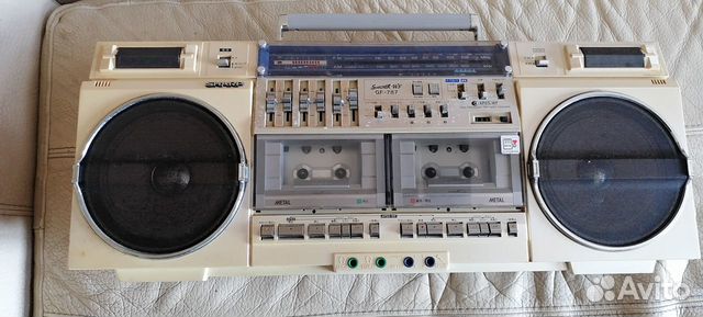 Магнитола с радио Sharp GF-787