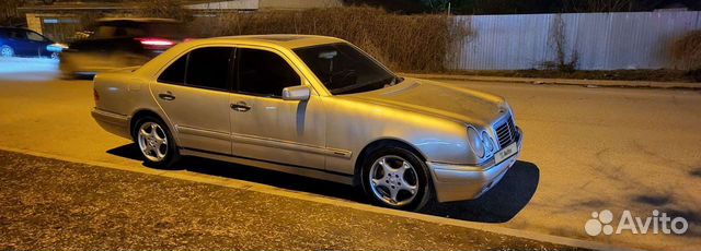 Mercedes-Benz E-класс 3.2 AT, 1996, 335 000 км