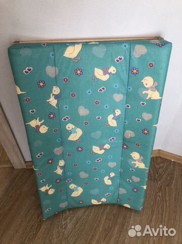 Пеленальный столик доска на кроватку