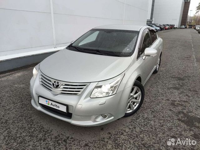 Toyota Avensis 1.8 МТ, 2011, 177 000 км