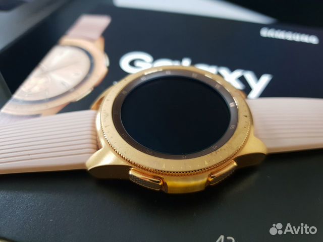 Смарт-часы Samsung Galaxy Watch 42mm (sm-r810nzdas