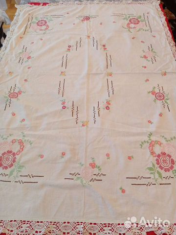 Скатерть винтажная с вышивкой