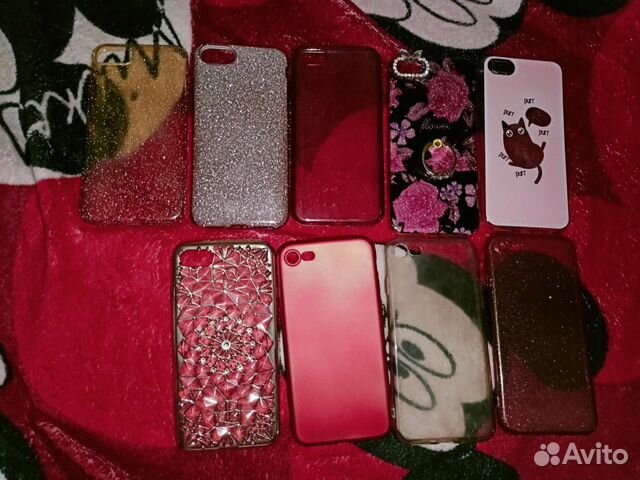 Чехлы на iPhone 8