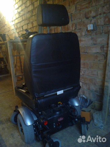 Инвалидное кресло с электроприводом