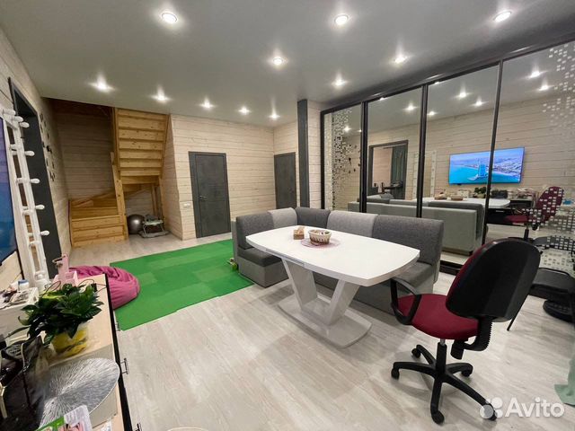 

5-к. коттедж, 200 м²