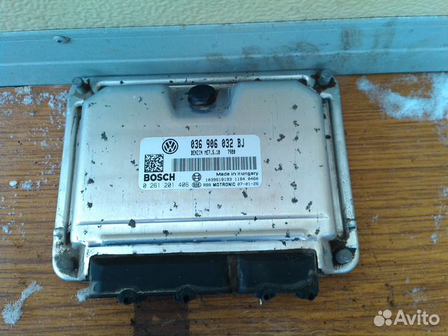 Шкода Октавия тур (2007 двс 1.4) -блок управ. двиг