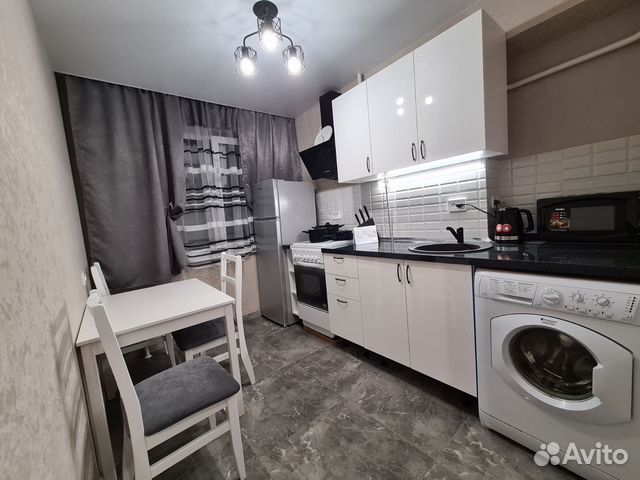 

1-к. квартира, 40 м², 1/9 эт.