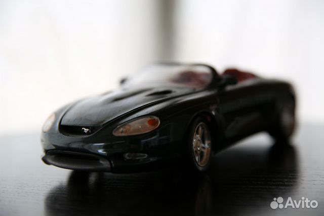 Ford mustang mach III scale 1/18 maisto
