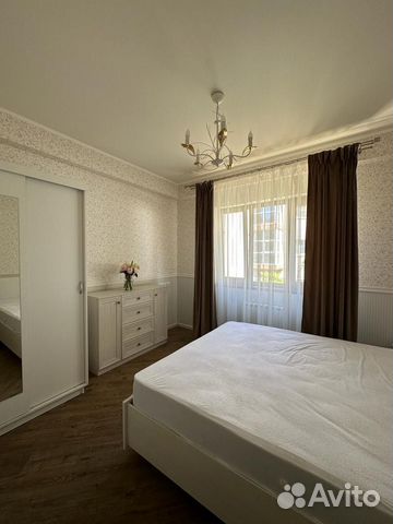 

3-к. квартира, 100 м², 3/3 эт.