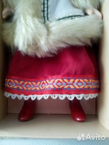 Кукла в зимнем костюме Московской губернии. Фарфор