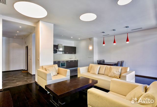

1-к. квартира, 94 м², 12/15 эт.