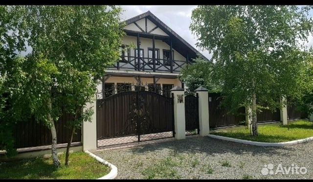 

Дом 520 м² на участке 12 сот.