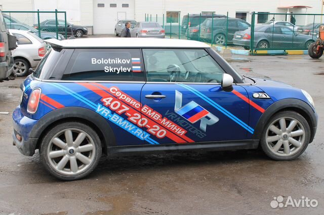 Реклама на авто. Изготовление и печать наклеек