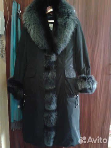 Пальто 46 р. с меховой подстежкой Пальто 46 р. с меховой подстежкой