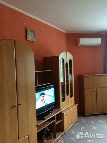 1-к квартира, 42 м², 4/10 эт.