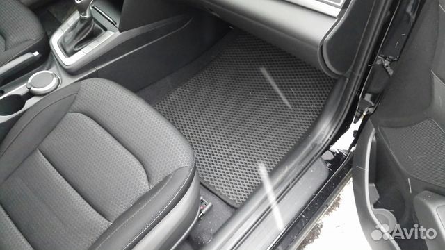 Новые коврики в салон Hyundai Elantra