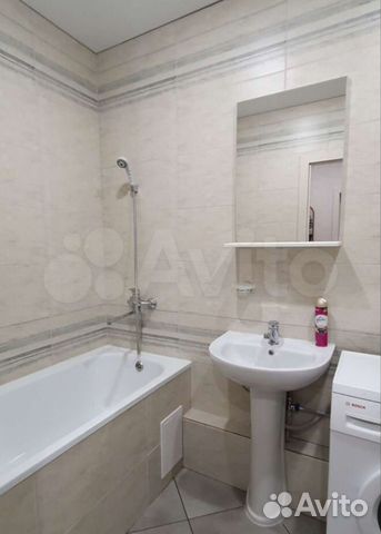 

1-к. квартира, 39 м², 1/17 эт.