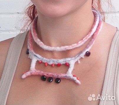 Валяное колье из шерсти с натуральными камнями. Ha Валяное колье из шерсти с натуральными камнями. Ha