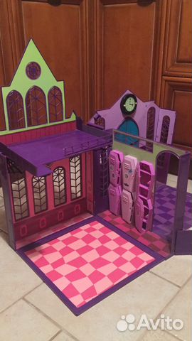 Школа Монстр Хай Monster High High School Playset