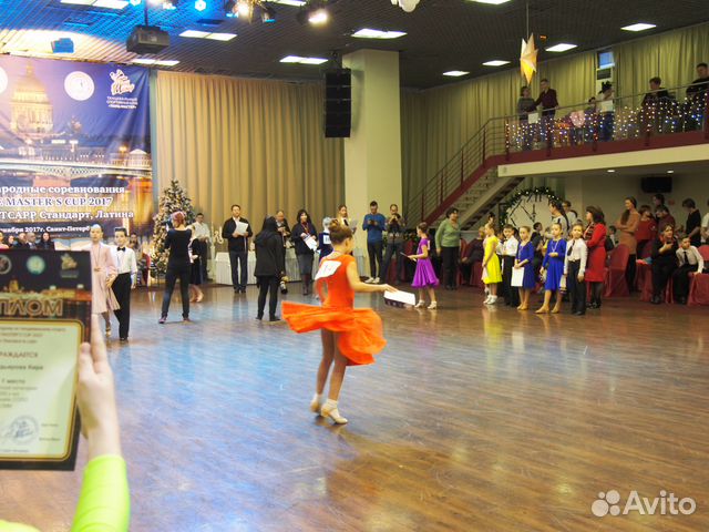 Рейтинговое платье для бальных танцев