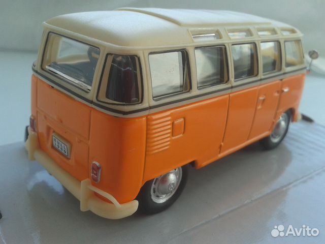 Масштабная модель а/м VW Samba 1/43