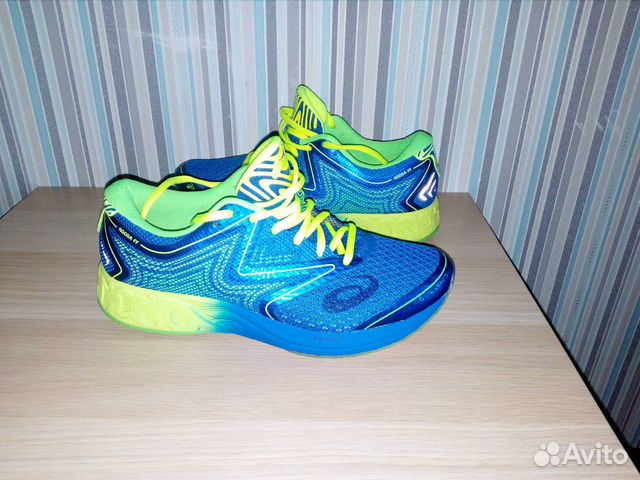 Кроссовки Asics Noosa FF