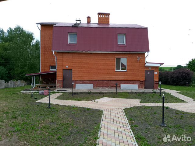 

5-к. дом, 270 м²