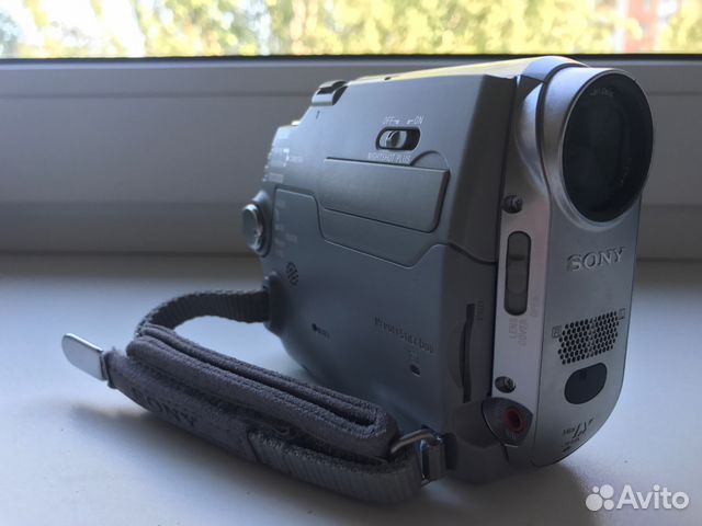 Видеокамера Sony dcr-hc40e